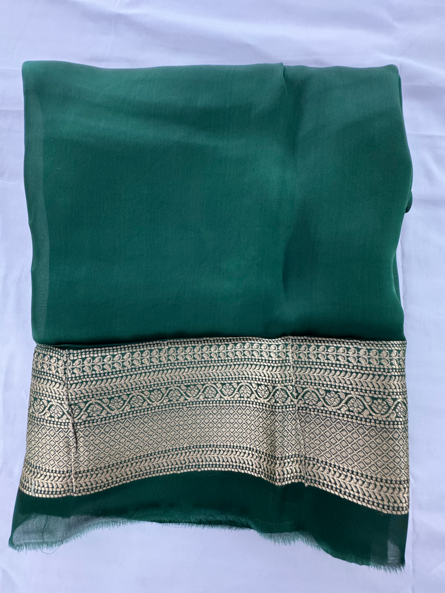 Banarasi Soft Silk Bottle Green Saree – Timeless Luxe Heritage Elegance (One Size)