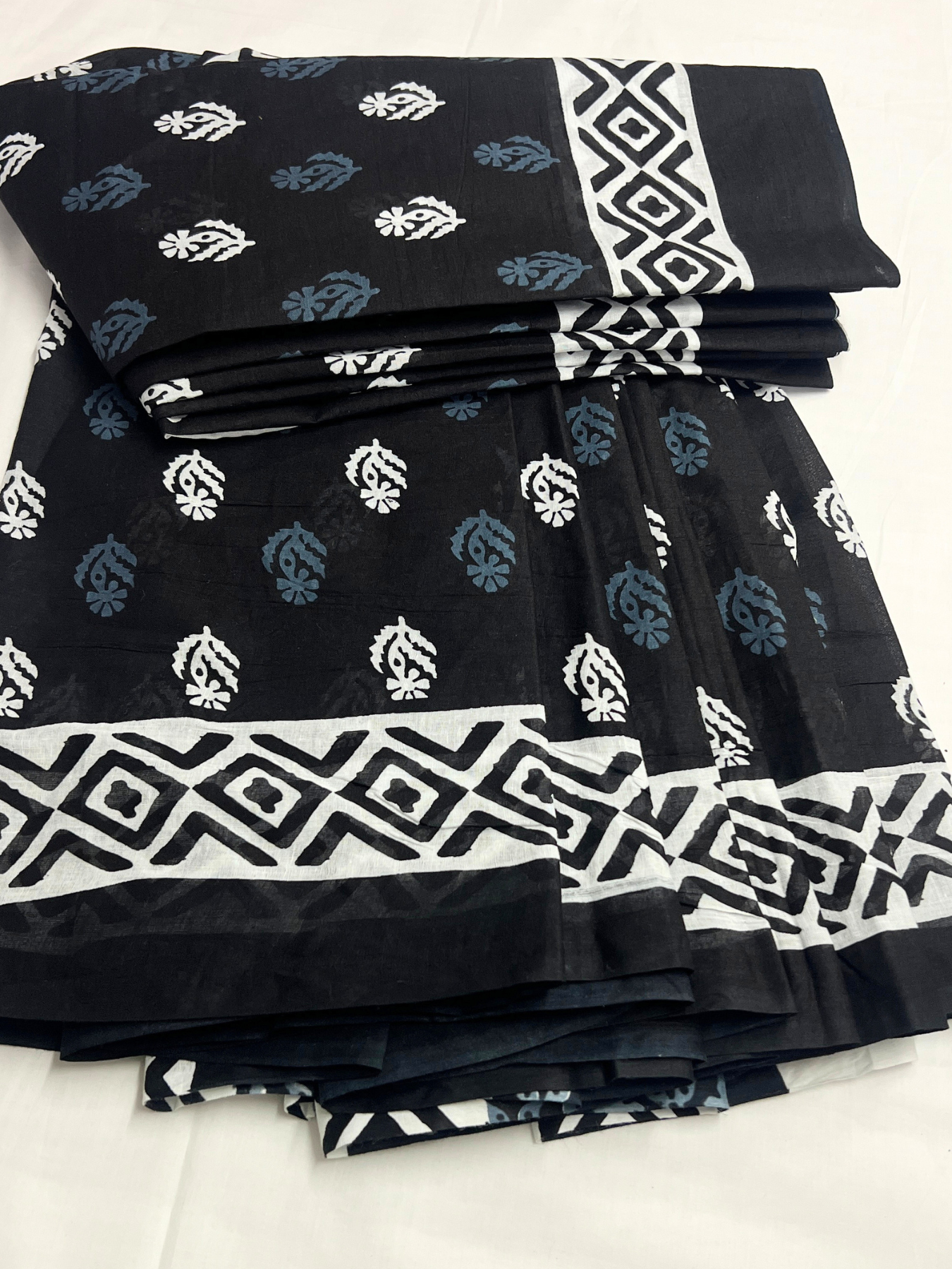 Cotton Classic Ajrakh Black Hand-Block Printed Saree – Authentic Heritage Elegance (One Size)