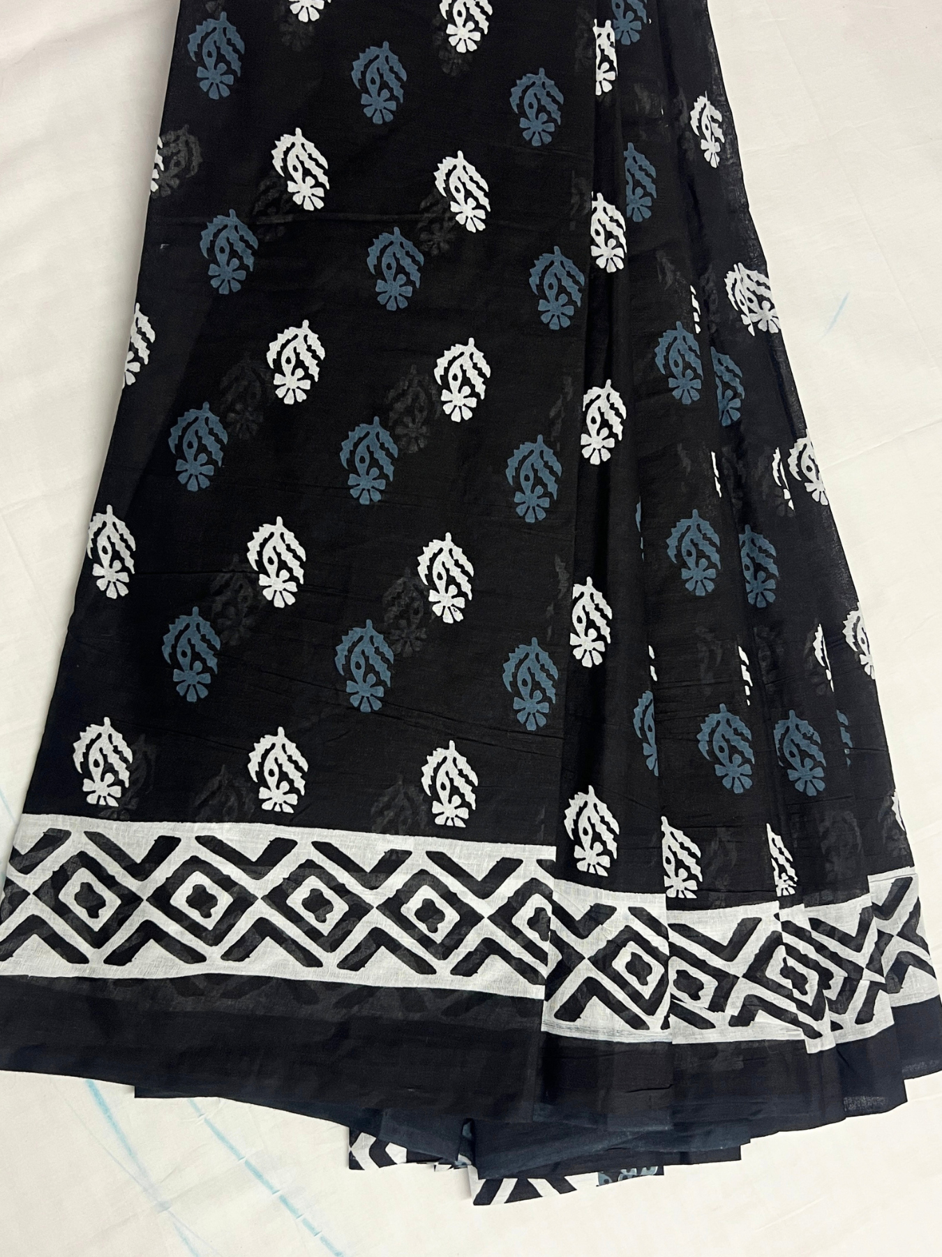 Cotton Classic Ajrakh Black Hand-Block Printed Saree – Authentic Heritage Elegance (One Size)