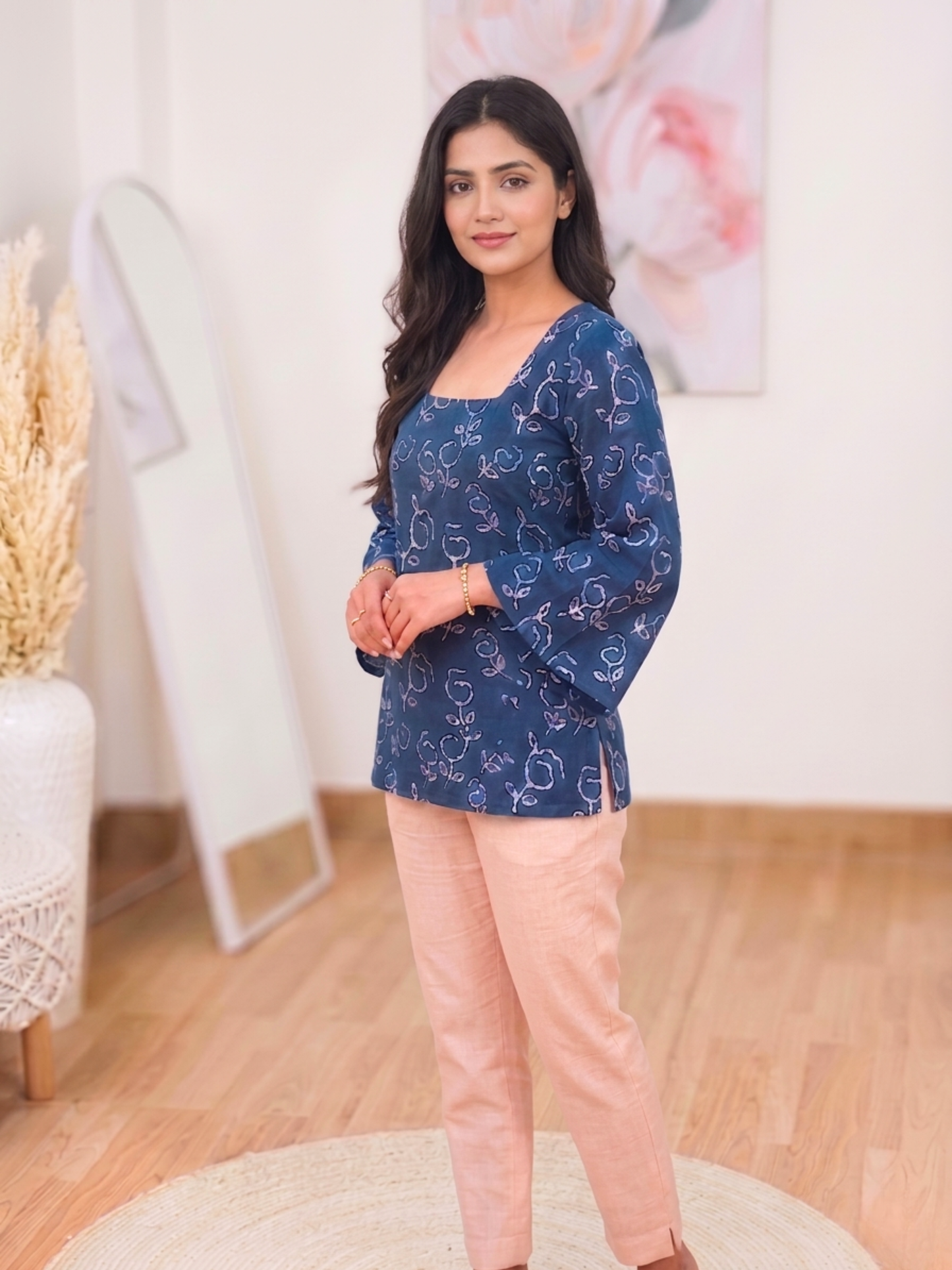 Cotton Azure Petal Square-Neck Kurti – Delicate Modern Ethnic Bloom (Only Kurti) (S–5XL)