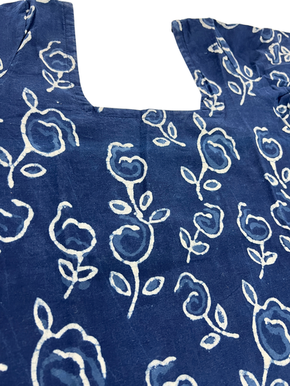 Cotton Azure Petal Square-Neck Kurti – Delicate Modern Ethnic Bloom (Only Kurti) (S–5XL)