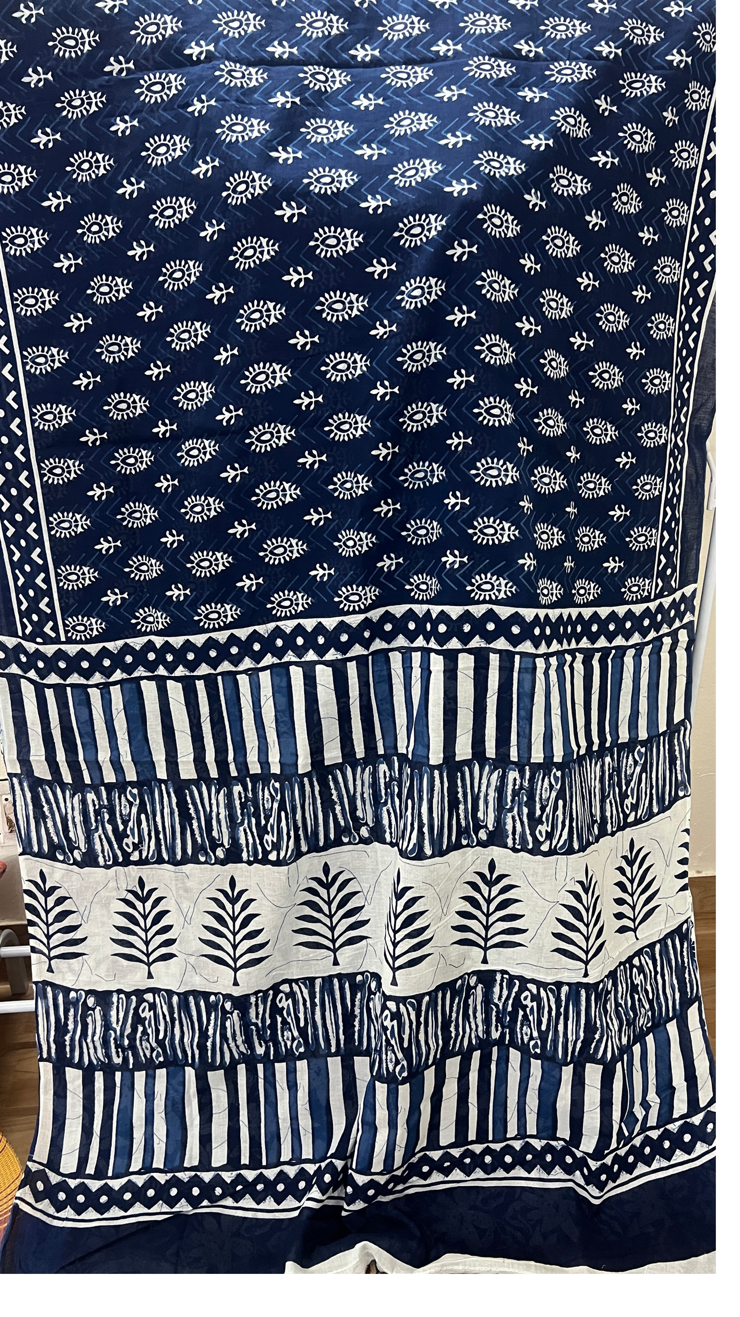 Cotton Classic Indigo Block Print Saree – Timeless Artisanal Elegance (One Size)