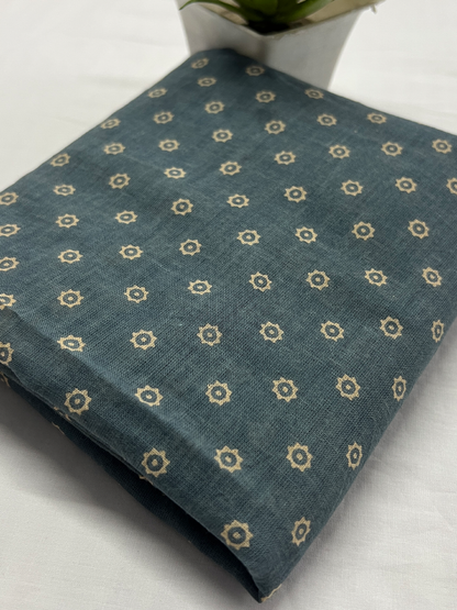 Cotton Ajrakh Phoolkari Saree – Heritage Artisanal Fusion Elegance (One Size)