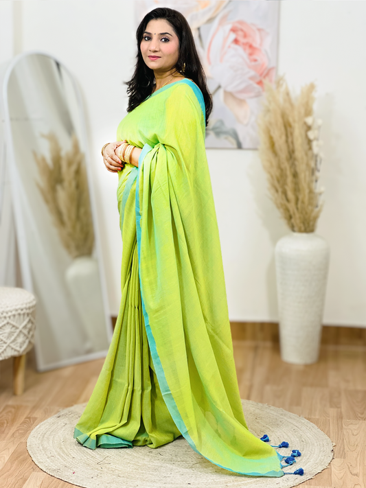 Cotton Solid Saree with Contrast Border – Timeless Elegant Ethnic Drape