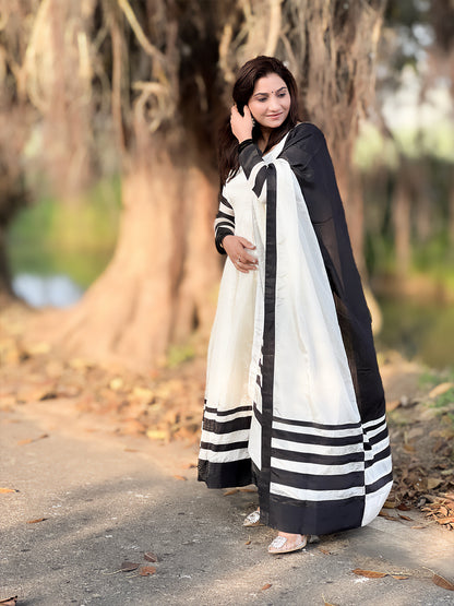 Crepe Monochrome Striped Anarkali Set – Black White Ethnic Dupatta Style (S–5XL)