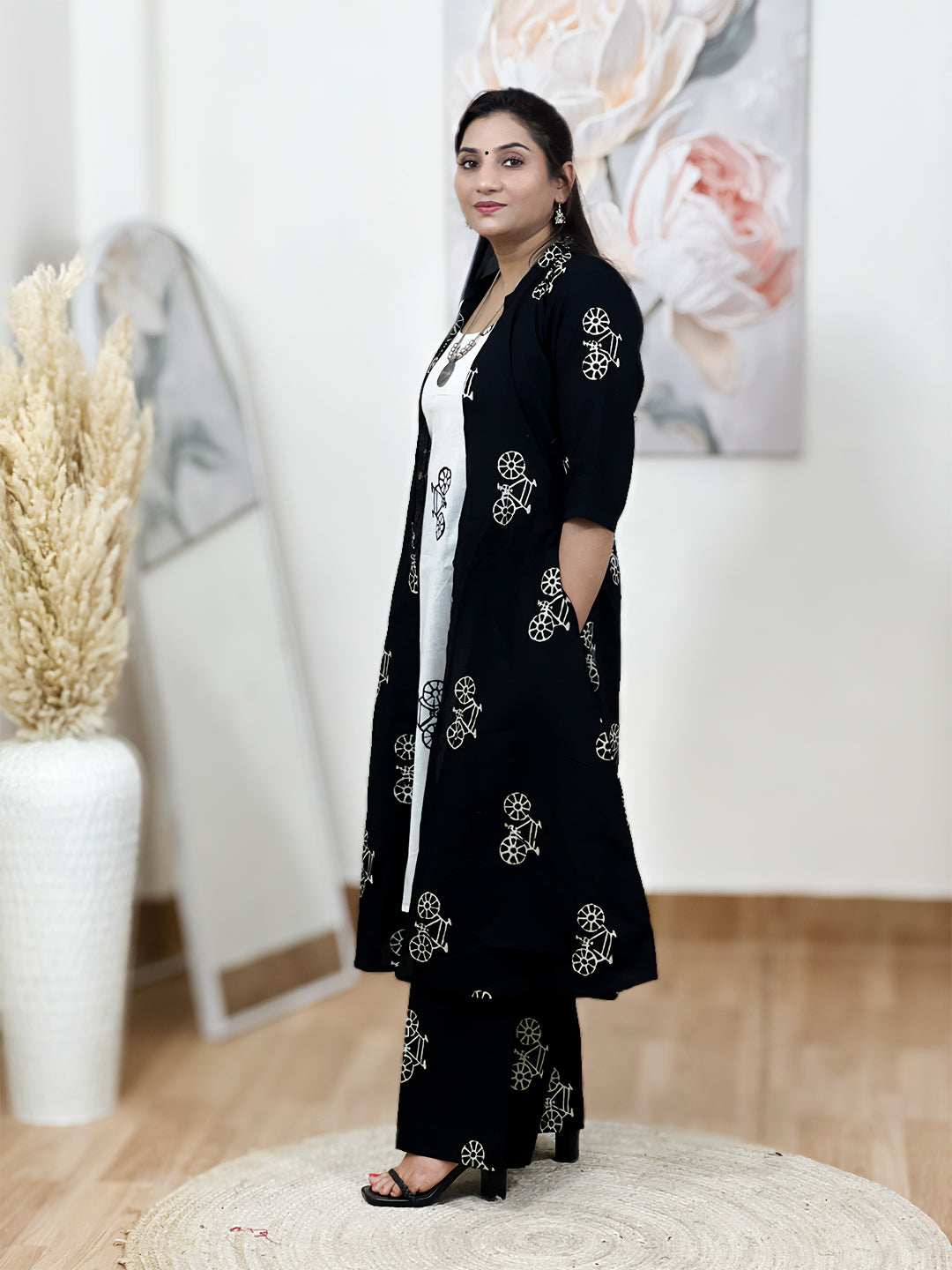 Cotton Black & White Cycle Print Long Shrug Palazzo Set – Bohemian Ethnic